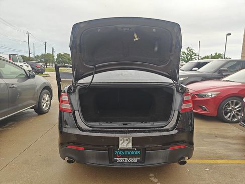 Used 2013 Ford Taurus Limited FWD image 13