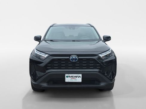Used 2024 Toyota RAV4 LE AWD/4WD image 9