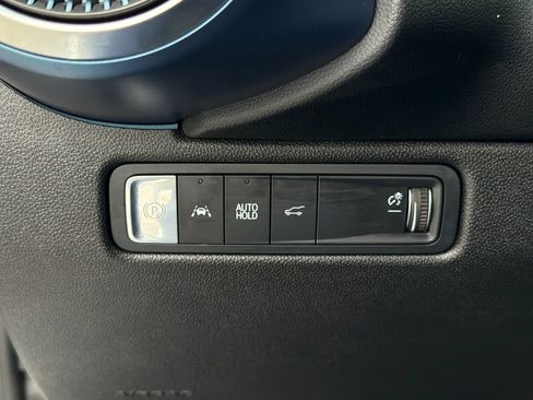 Used 2024 Chevrolet Equinox EV LT FWD image 22