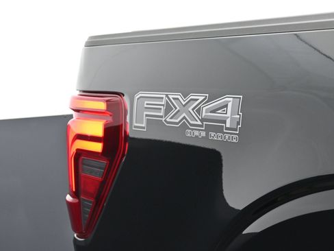 Used 2025 Ford F150 Platinum w/ FX4 Off-Road Package AWD/4WD image 48