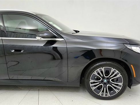 Used 2025 BMW X3 xDrive30i w/ Premium Package image 7