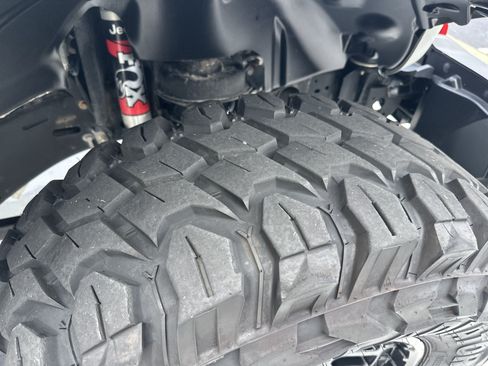 Used 2020 Jeep Gladiator Rubicon AWD/4WD image 12