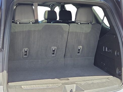 Certified 2022 GMC Yukon AT4 w/ Max Trailering Package image 8