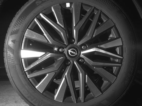 Used 2025 Nissan Altima 2.5 SV image 15