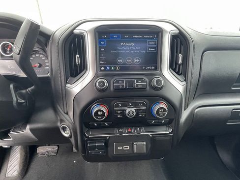 Used 2022 Chevrolet Silverado 2500 LT image 28