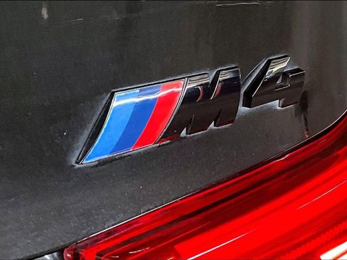 Used 2020 BMW M4 Coupe w/ Competition Package RWD image 9