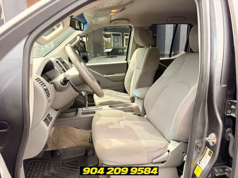 Used 2017 Nissan Frontier SV w/ SV Value Truck Package RWD image 21