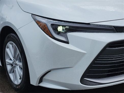 New 2026 Toyota Corolla XLE image 6
