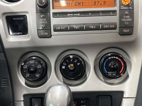 Used 2009 Toyota Matrix S image 25