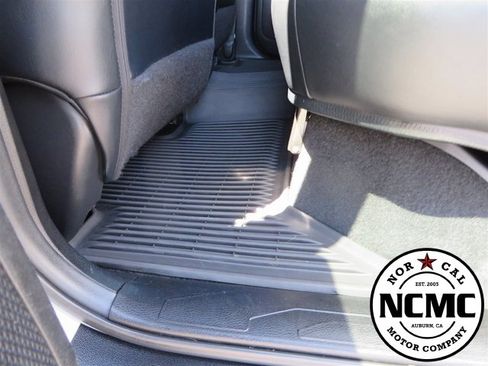 Used 2021 Toyota Tacoma TRD Sport image 39