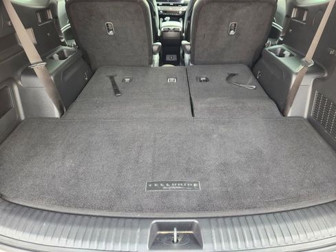 Used 2025 Kia Telluride S image 32