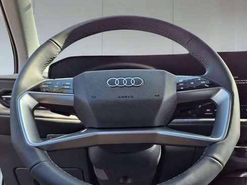 New 2025 Audi Q5 Premium Plus image 11