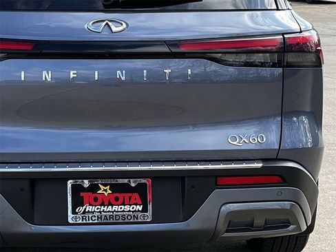 Used 2023 INFINITI QX60 Sensory w/ Vision Package image 6