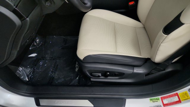 Used 2025 Lexus ES 350 w/ Premium Package FWD image 47