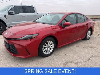 Used 2025 Toyota Camry LE video 1