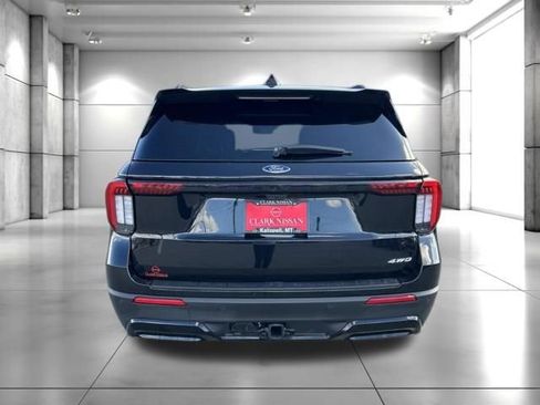 Used 2025 Ford Explorer ST-Line AWD/4WD image 7