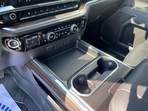 Used 2025 Chevrolet Silverado 3500 LT w/ Trail Boss Package AWD/4WD image 12