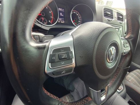 Used 2012 Volkswagen Golf 2-Door FWD image 19