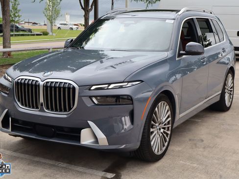 Used 2024 BMW X7 xDrive40i w/ Executive Package AWD/4WD image 8