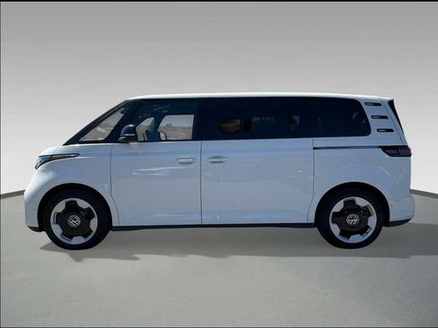 New 2025 Volkswagen ID. Buzz Pro S image 3