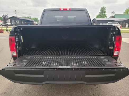Used 2014 RAM 1500 Express AWD/4WD image 17