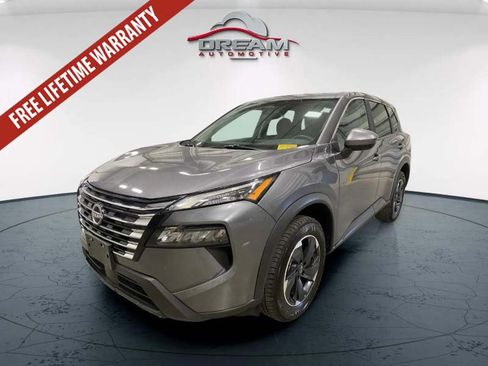 Used 2025 Nissan Rogue SV AWD/4WD image 4