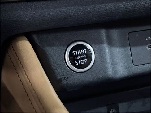 Used 2022 Nissan Rogue Platinum w/ Head-Up Display Package image 33