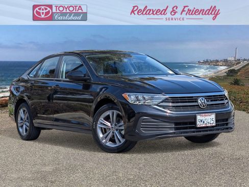 Used 2024 Volkswagen Jetta SE FWD image 1