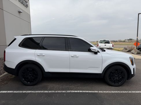 Used 2021 Kia Telluride SX w/ SX Prestige Package image 5