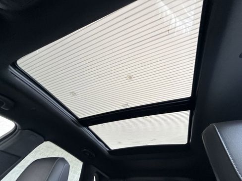 Certified 2025 Cadillac XT5 Premium Luxury image 19