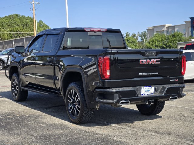 Used 2023 GMC Sierra 1500 AT4 w/ AT4 Premium Package AWD/4WD image 5