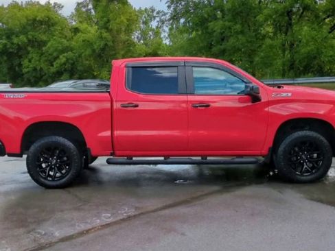Used 2020 Chevrolet Silverado 1500 LT Trail Boss image 9