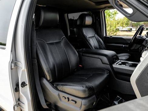 Used 2016 Ford F350 Lariat w/ Lariat Ultimate Package AWD/4WD image 36