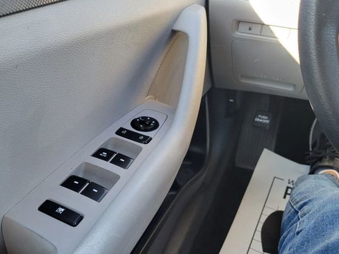 Used 2015 Hyundai Sonata SE w/ Cargo Package image 23