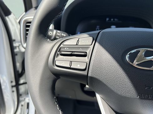 New 2026 Hyundai Venue SEL FWD image 29