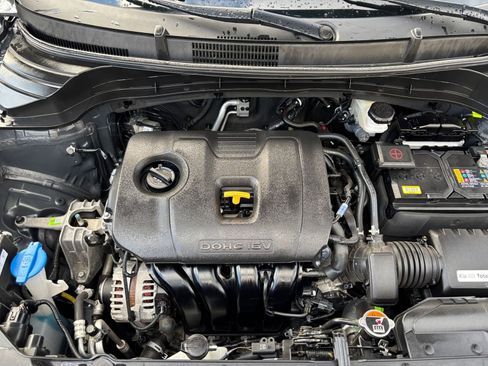 Used 2025 Kia Soul LX w/ LX Technology Package image 30