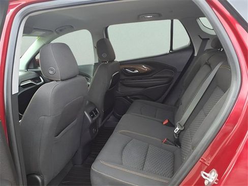 Used 2019 GMC Terrain SLE w/ Driver Convenience Package image 8