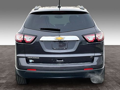 Used 2017 Chevrolet Traverse LT w/ Style and Technology Package image 26