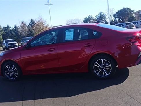 Certified 2023 Kia Forte LXS image 8