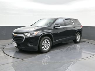 Used 2021 Chevrolet Traverse LS FWD video 1
