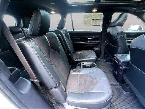 Certified 2026 Toyota Grand Highlander AWD Hybrid image 19