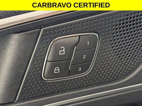 Used 2022 Ford Edge Titanium w/ Equipment Group 301A AWD/4WD image 11