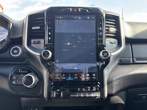 Used 2024 RAM 2500 Big Horn w/ Night Edition image 24