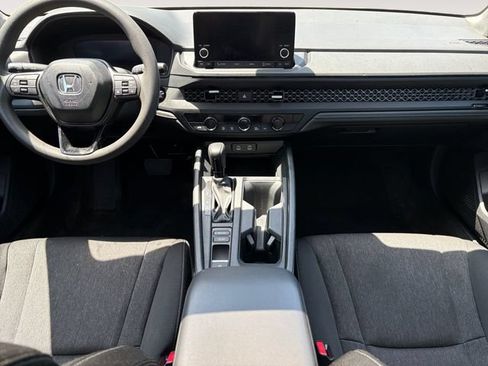 Used 2025 Honda Accord SE image 10