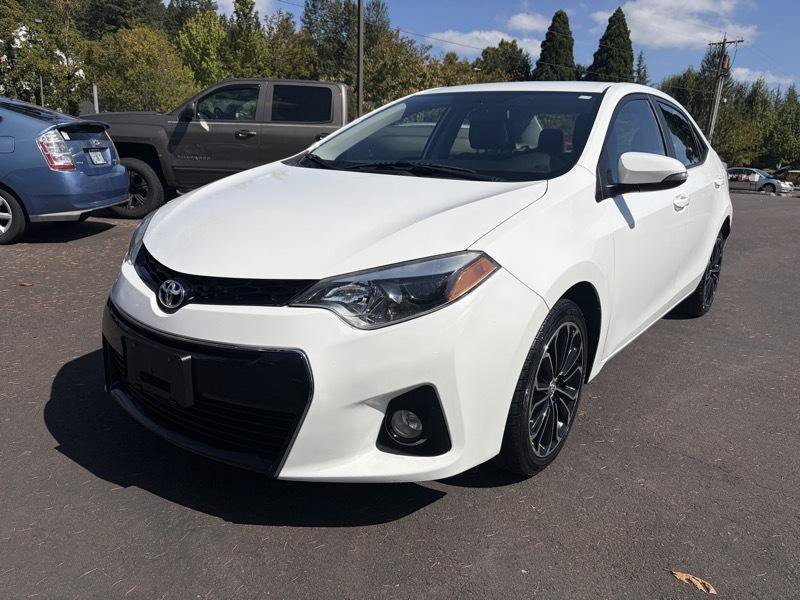 Used 2015 Toyota Corolla S FWD image 2