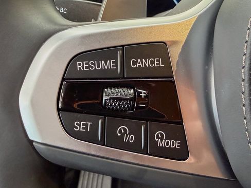 Used 2025 BMW X5 xDrive40i w/ M Sport Package image 49