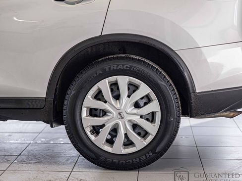 Used 2016 Nissan Rogue S image 7