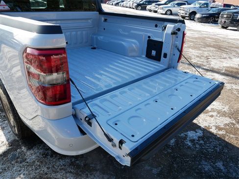 Used 2026 Ford Maverick Lobo image 11