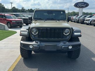 Used 2025 Jeep Wrangler Sport AWD/4WD video 2