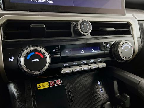 Certified 2024 Toyota Tacoma TRD Off-Road w/ TRD Off Road Upgrade Package AWD/4WD image 16